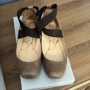 Jessica Simpson Taupe Suede Flats